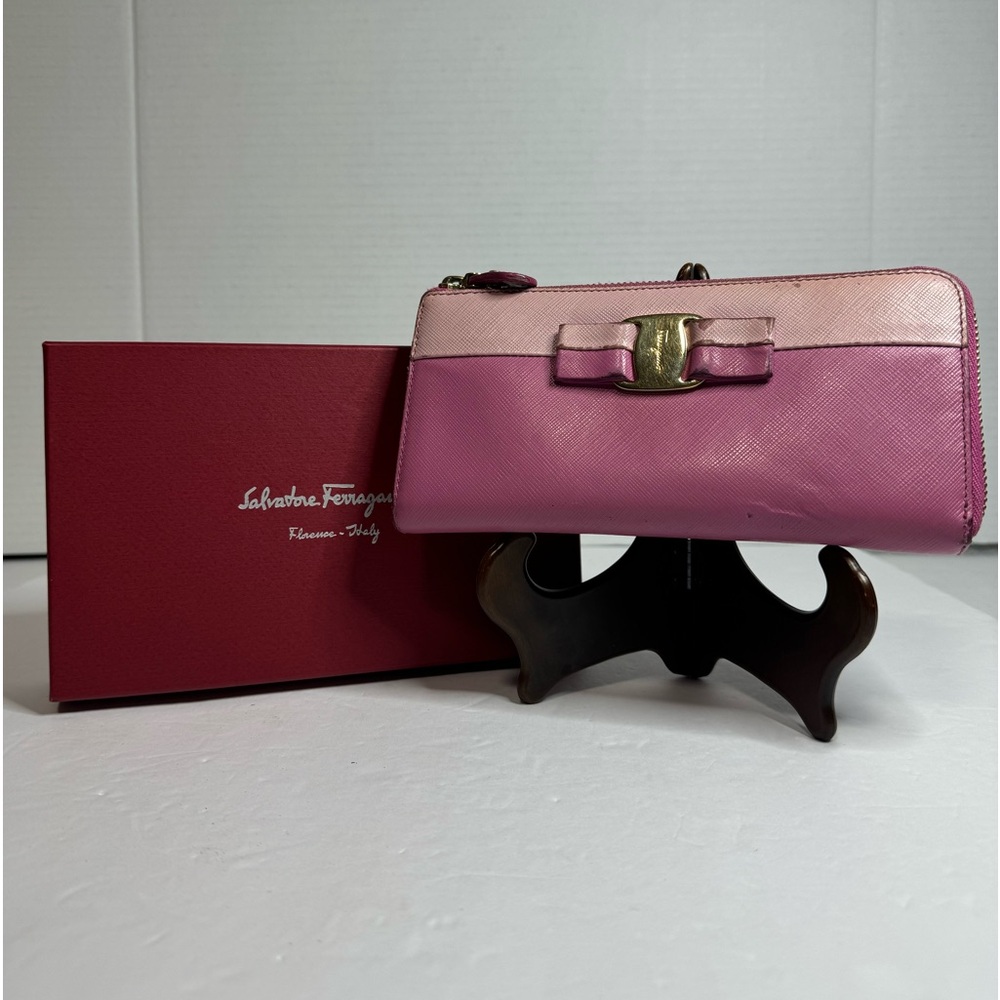 Salvatore Ferragamo Vara Ribbon Long Wallet L-shaped Zipper Logo Leather Pink